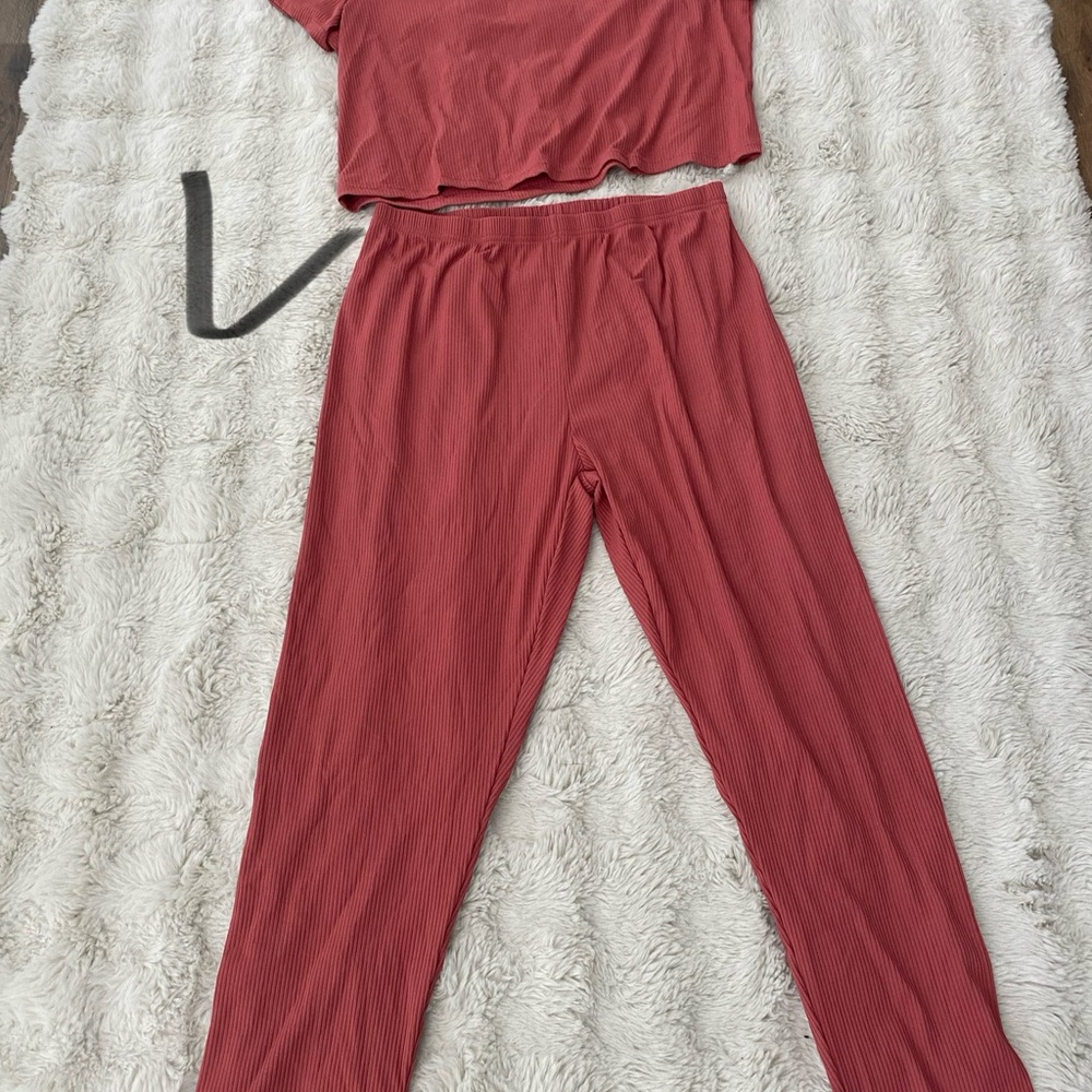 Red Lounge Set